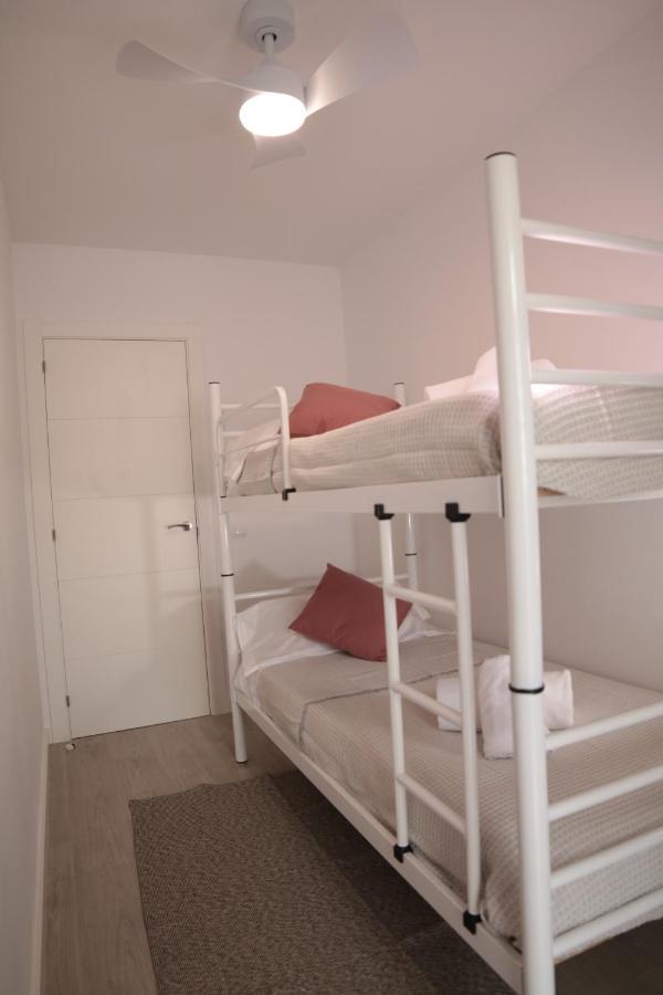 Modern Apartament Al Costat Del Parc De La Devesa Girona Exterior foto